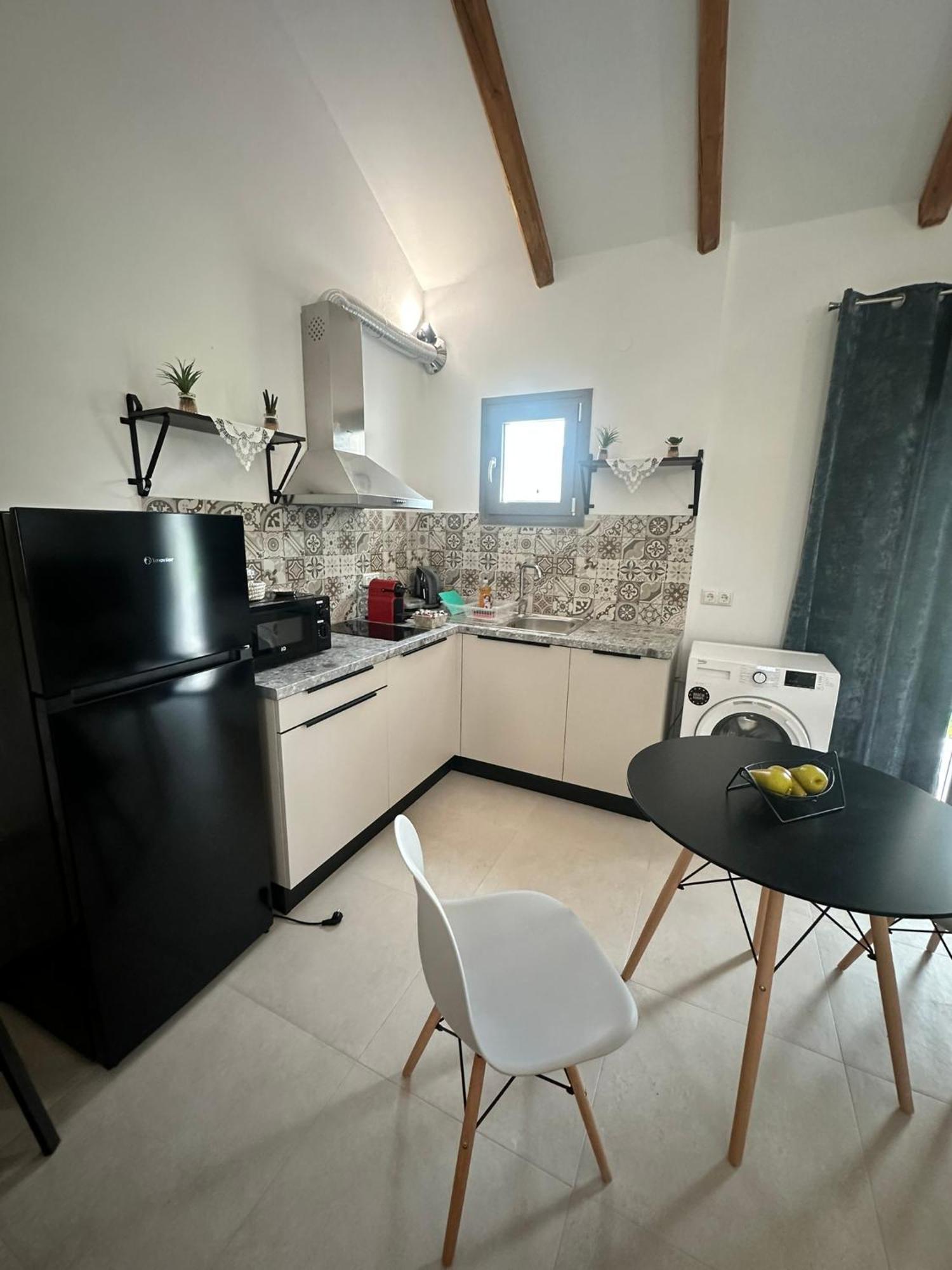 Ktimavita Apartment 1 帕特雷 外观 照片