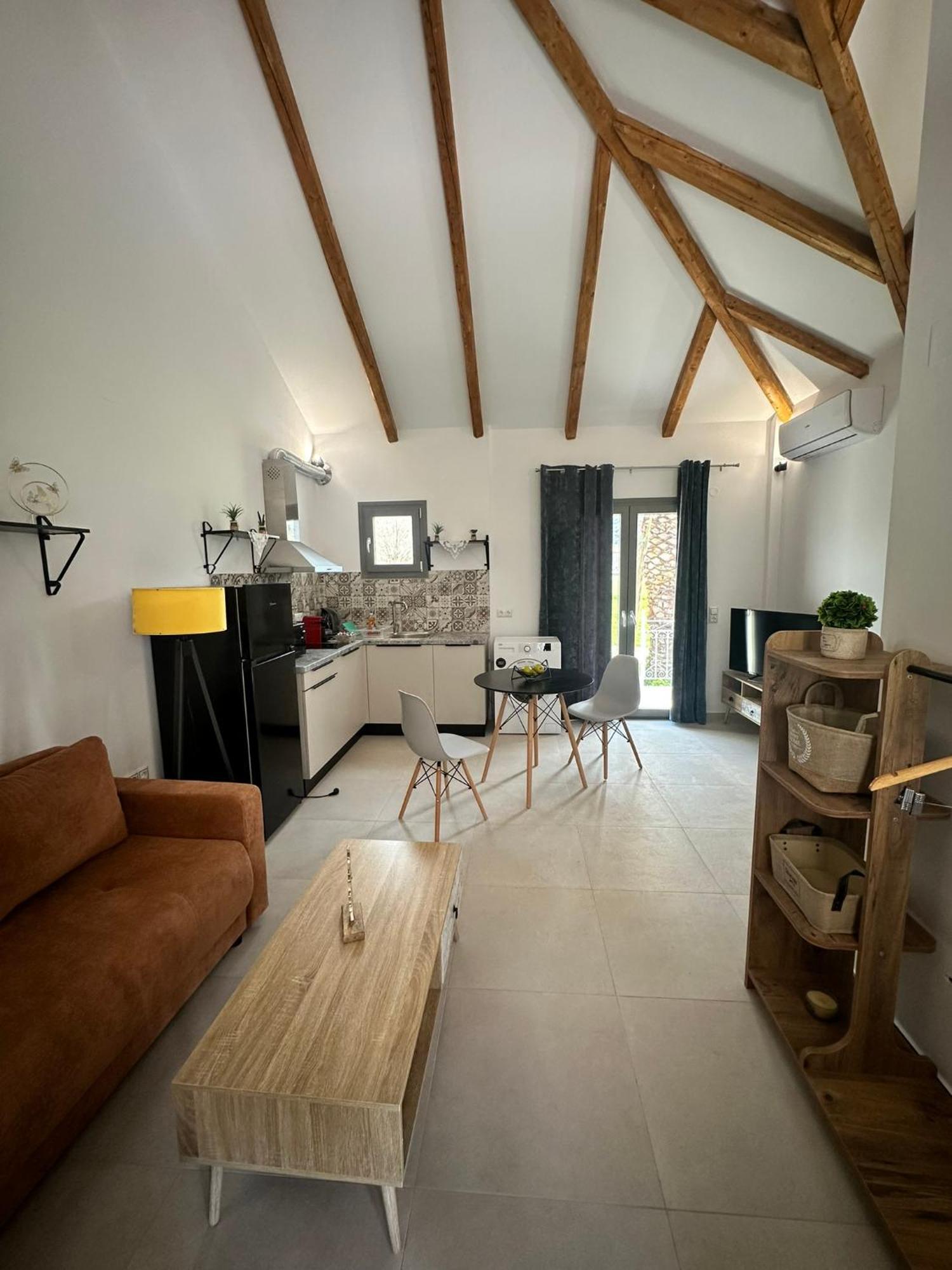 Ktimavita Apartment 1 帕特雷 外观 照片
